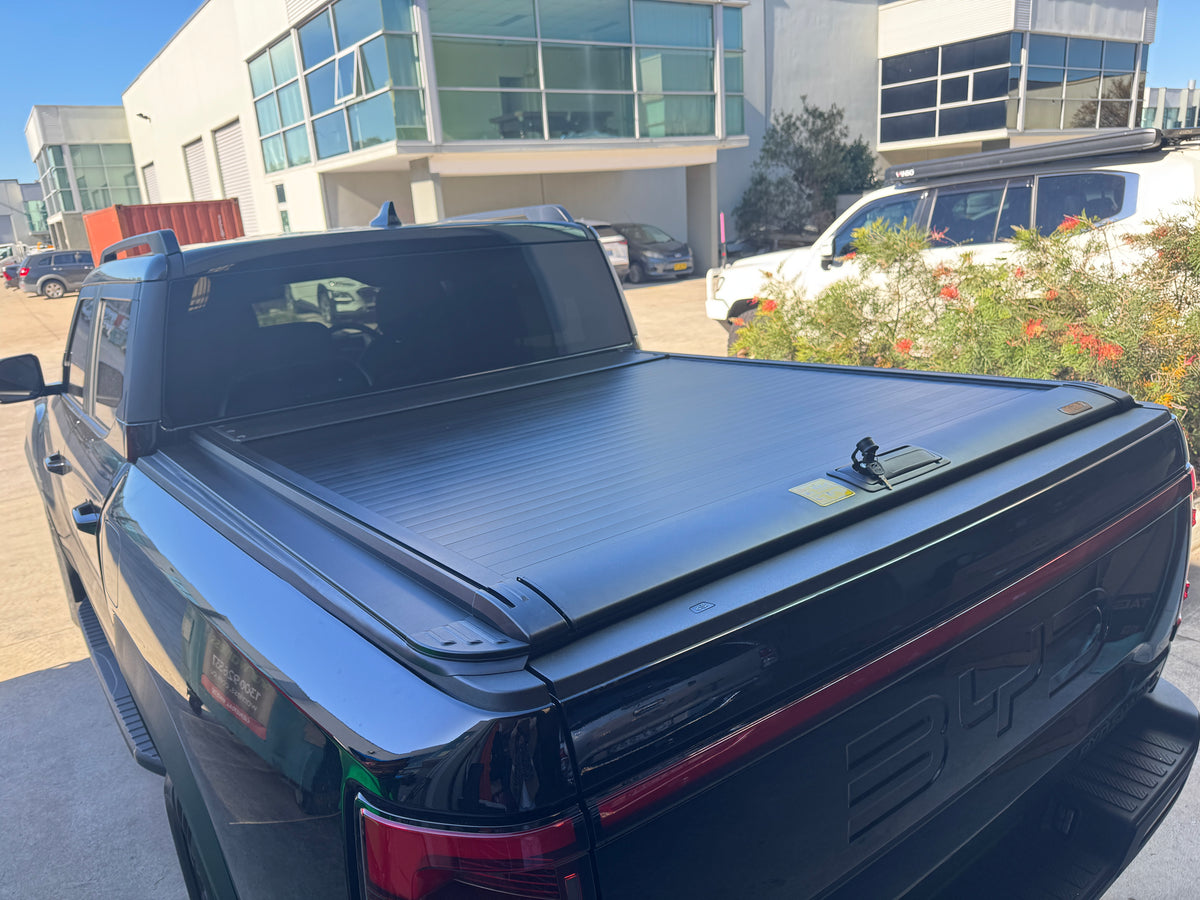 Manual Roller Shutter Tonneau Cover for BYD Shark 6 2025-2026 — view 3