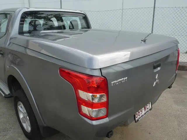 EGR Hard Lid - 1 Piece-Mitsubishi Triton MQ/MR 2015 — view 3