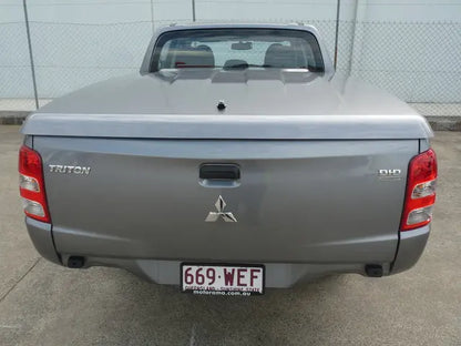 EGR Hard Lid - 1 Piece-Mitsubishi Triton MQ/MR 2015 — view 4