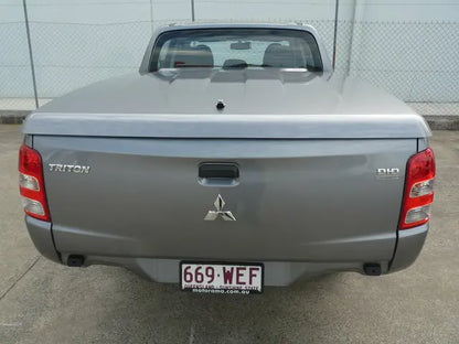 EGR Hard Lid - 3 Piece-Mitsubishi Triton MQ/MR 2015 — view 5