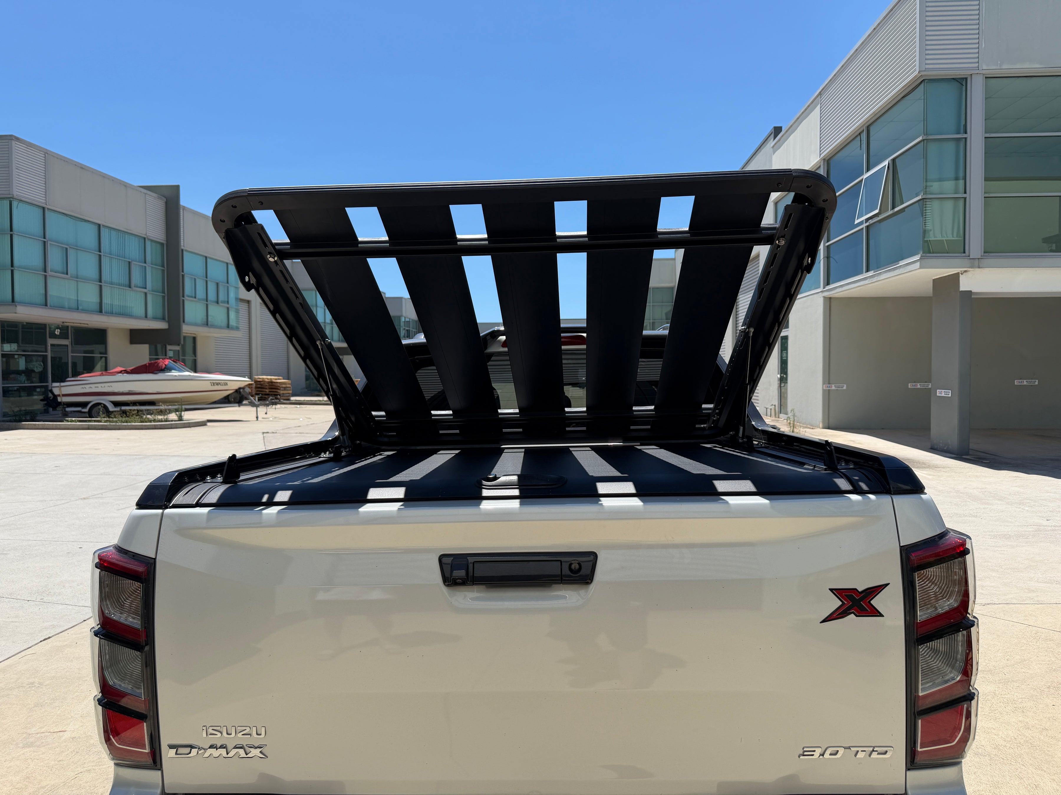 Aluminum Lift-Up Tub Rack Load Carrying Platform For All UTEs with Roller Cover — view 7