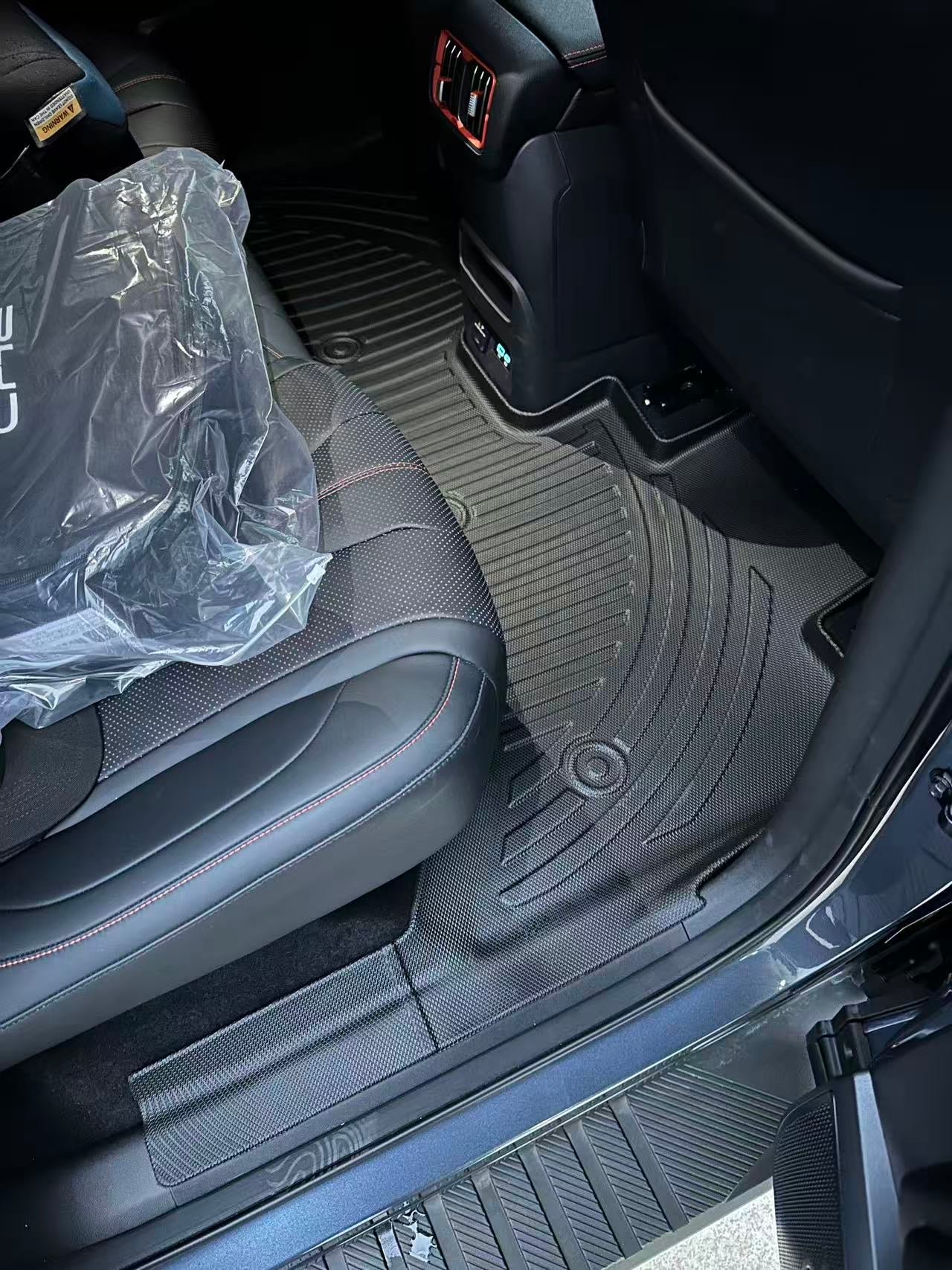 Anti-Slip Waterproof TPE Rubber Floor Mats Full Set with Door Sill For 2025 BYD SHARK 6