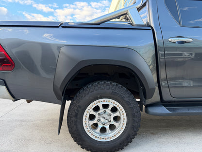 Smooth Matte Black Wheel Arch Fender Flare Set For Toyota HiLux SR5 Facelift 2021-2024 — view 4