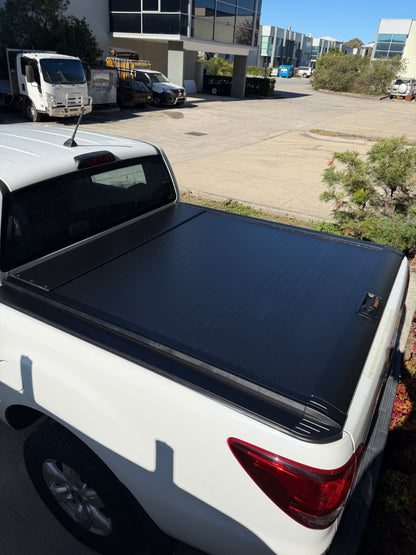 Manual Roller Shutter Tonneau Cover for Mazda BT-50 Dual Cab — view 2