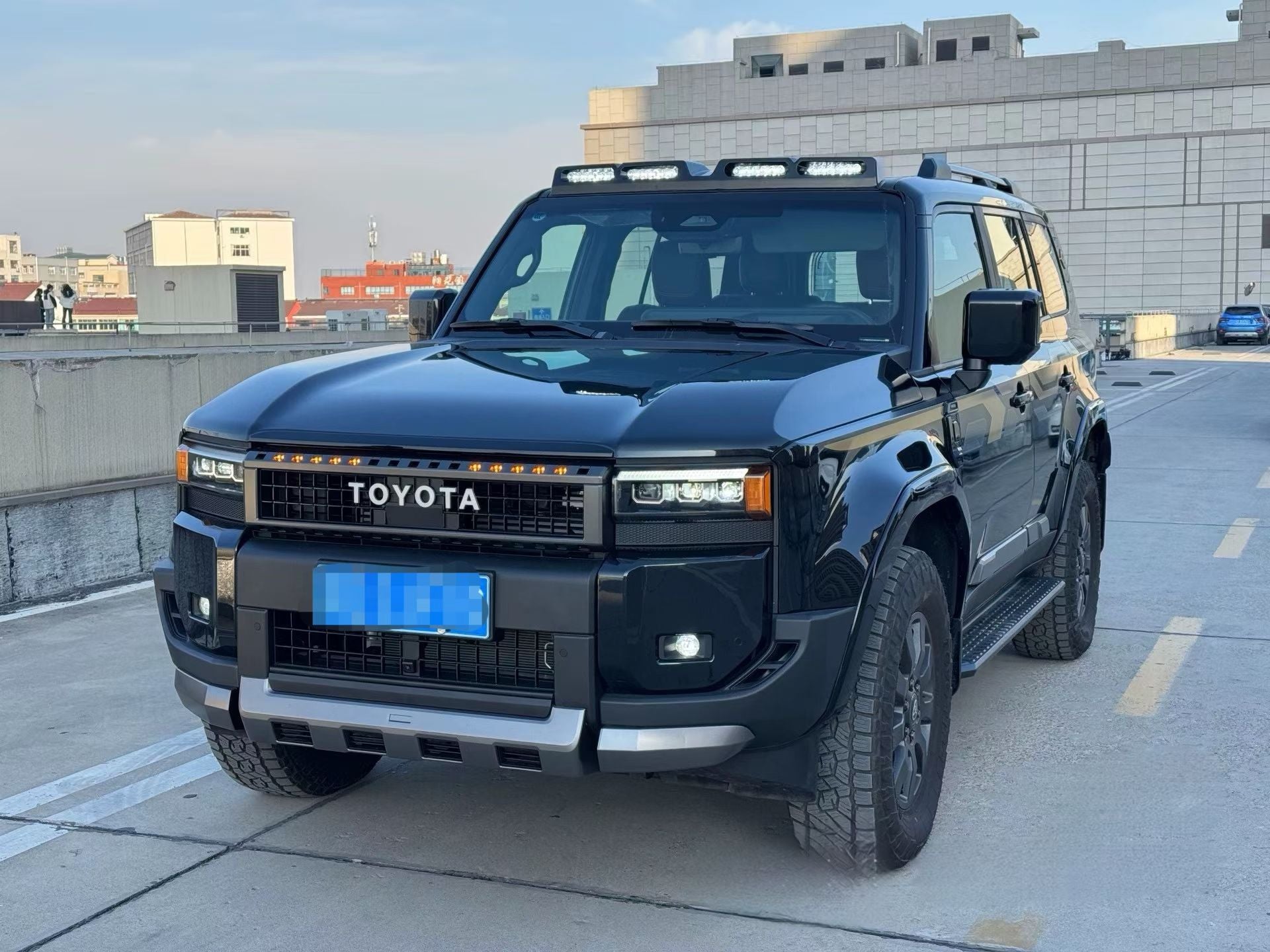 NEW Roof LED Light Bar Light Pod Attachable For Toyota Prado LC250 2024-2025