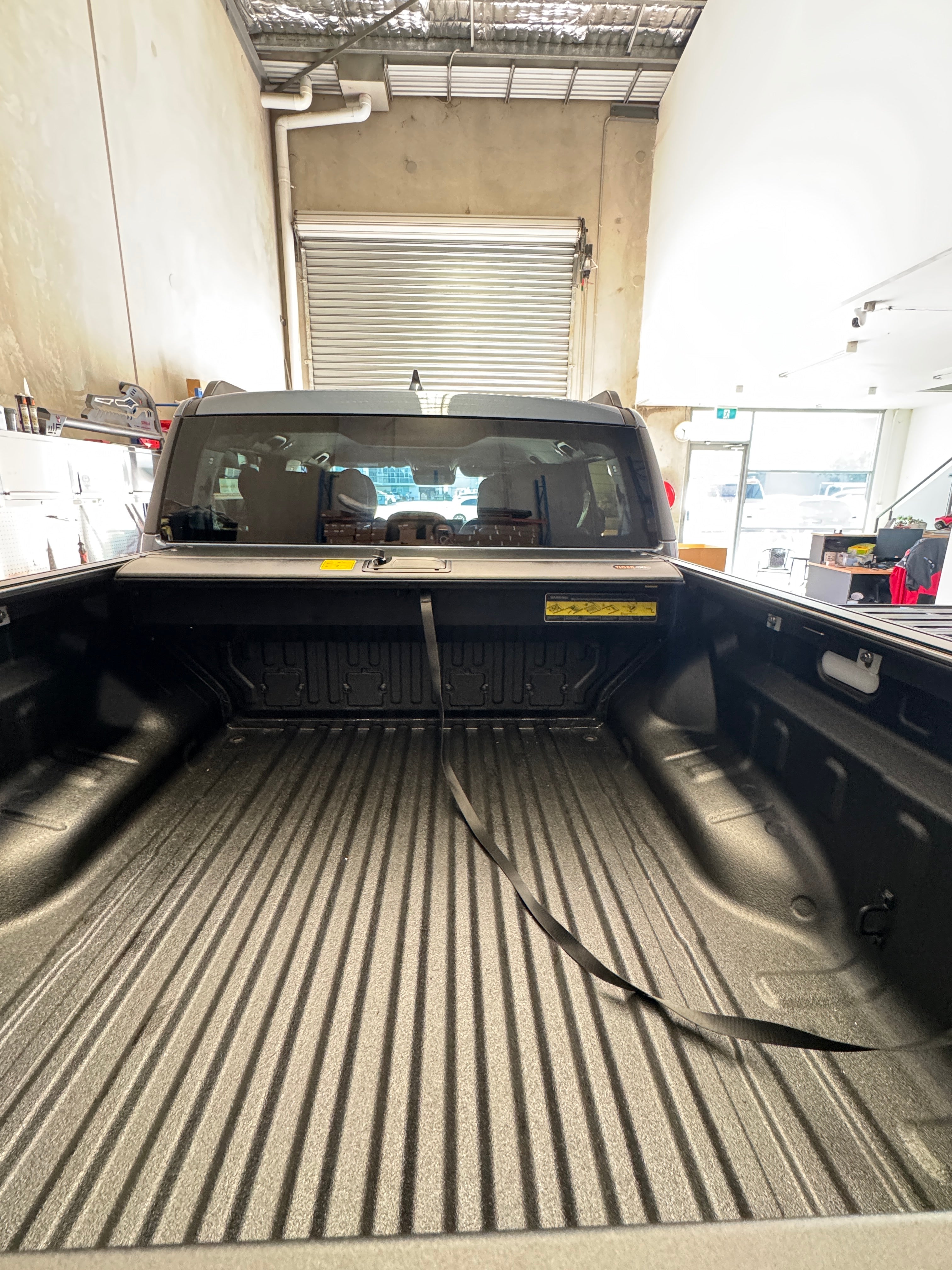 Manual Roller Shutter Aluminum Roll Cover For 2025 BYD SHARK 6