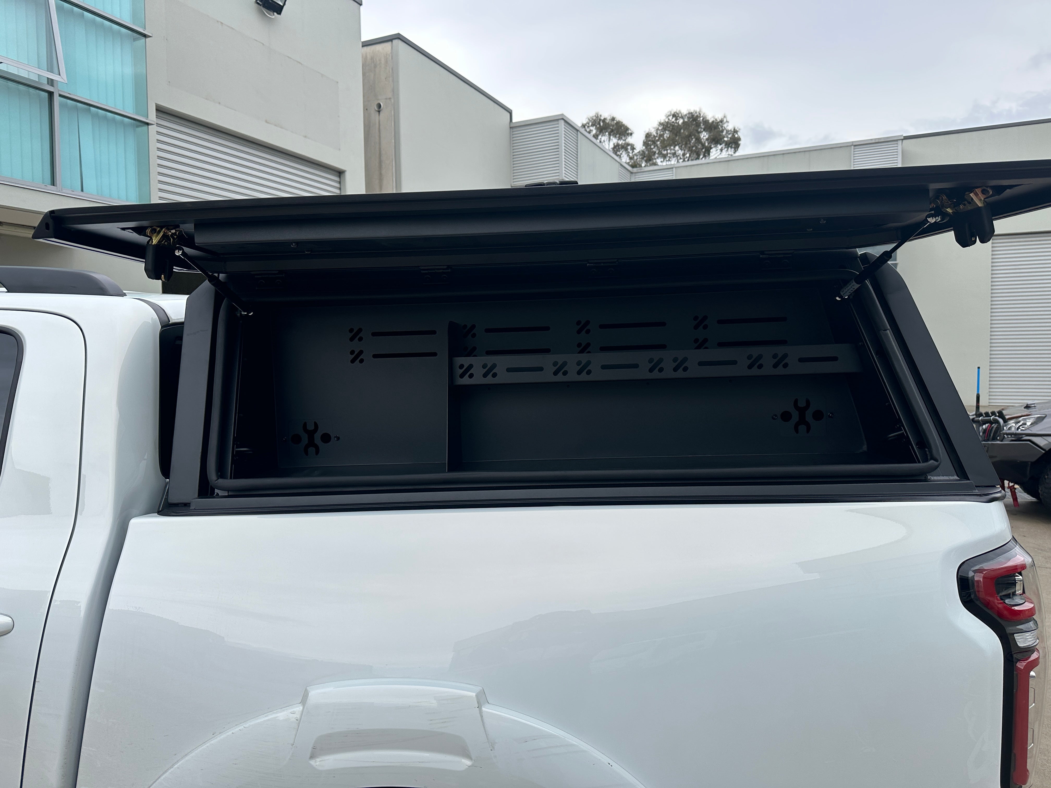 Heavy Duty Aluminum Canopy with Side Storage For GWM CANNON 2021-2025