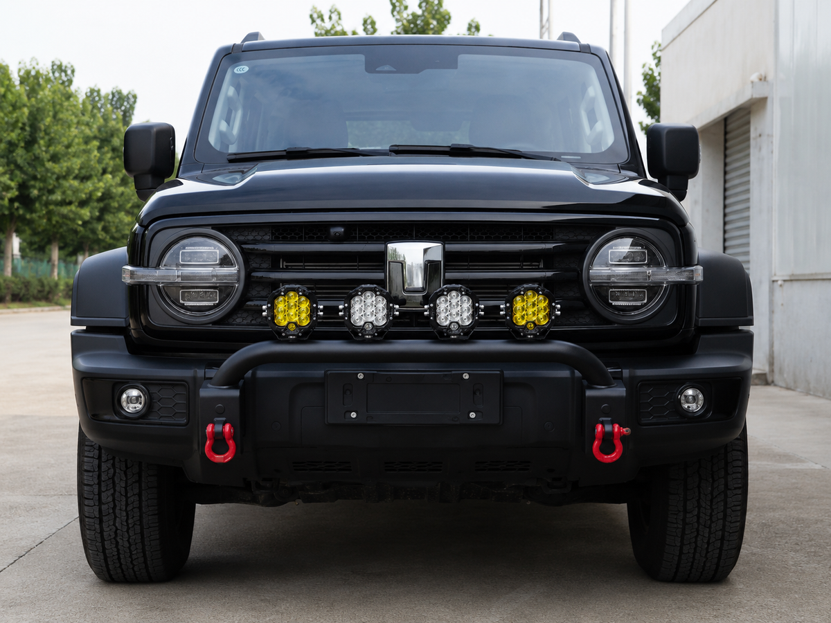 Steel Nudge Bar Front Bar with Integrated Tow Hooks For GWM Tank 300 2023-2026 — view 4