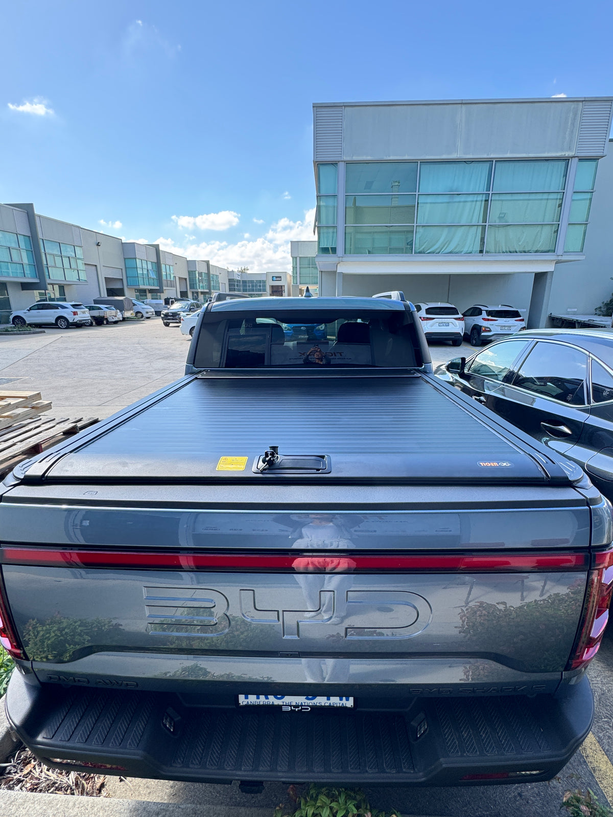Manual Roller Shutter Aluminum Roll Cover For 2025 BYD SHARK 6