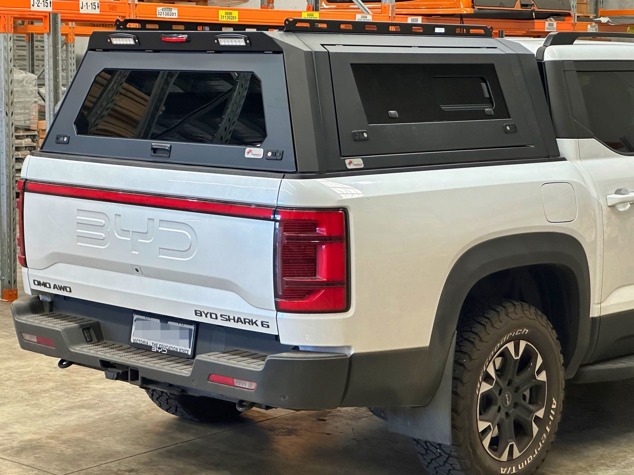 Solid Aluminum Canopy with Dual Sliding Lift-Up Windows For 2025 BYD Shark 6