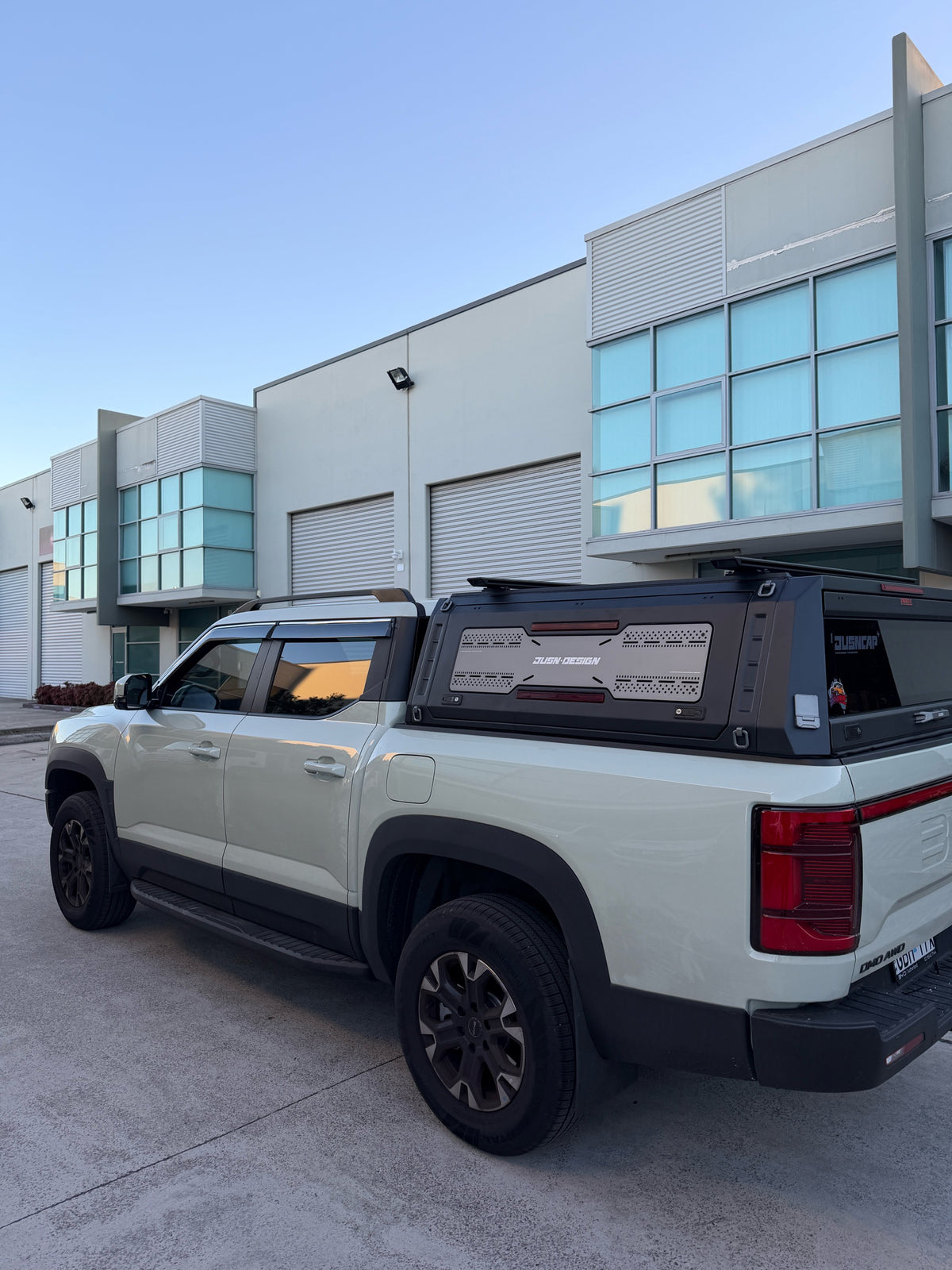 JUSN Aluminium Ute Canopy with Passenger Side Storage Box & Central Locking