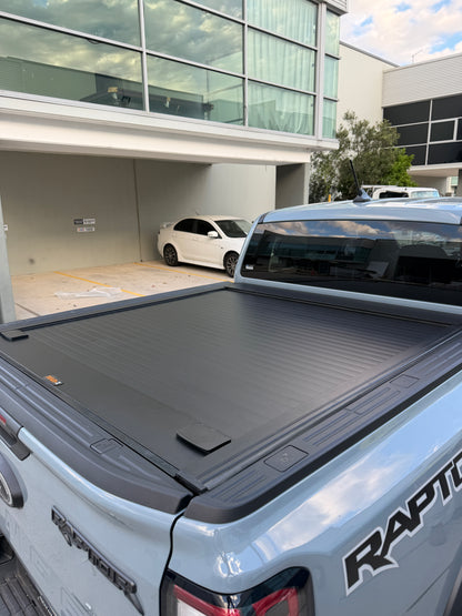 Embedded Manual Roller Shutter Tonneau Cover — To Suit Ford Ranger Raptor 2022–2026 | Aluminium Retractable Ute Tub Cover