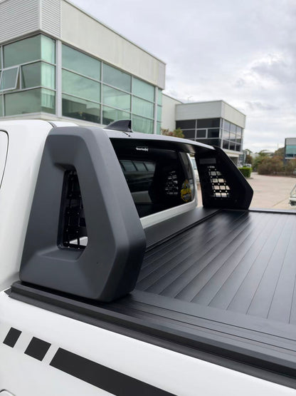 Dual lock aluminium roller shutter tonneau cover for the Toyota HiLux 2026+ — view 5