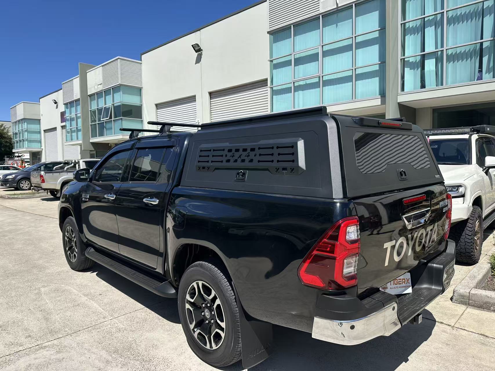 TIGER-X touring-ready aluminium ute canopy for Toyota Hilux